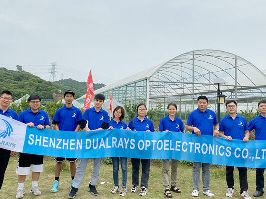 D4 LED Moisture-proof Lamp with Up to 160 LPW DIP Power/3CCT/3-Phase Changing 1SKU=12SKU Friendly for an ideal solution to a lot of applications such as parking garage lots, factory